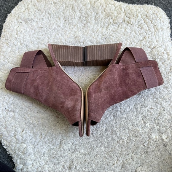 Splendid Rose Suede Peep Toe Criss Cross Elastic Slingback Block Heel Booties - Picture 5 of 11